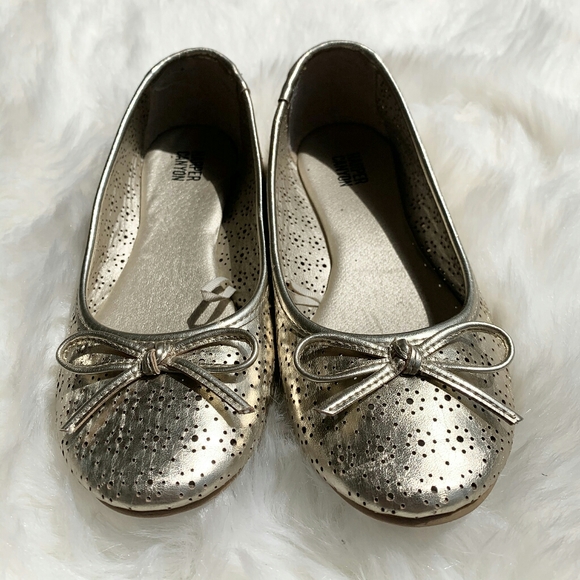Harper Canyon Other - Girls gold flats